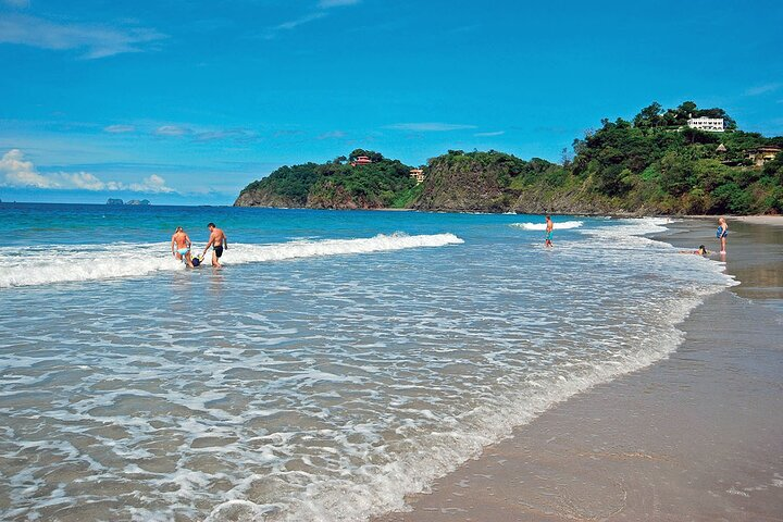 Shuttle From San Jose Airport To Playa Conchal and Playa Flamingo - Photo 1 of 7